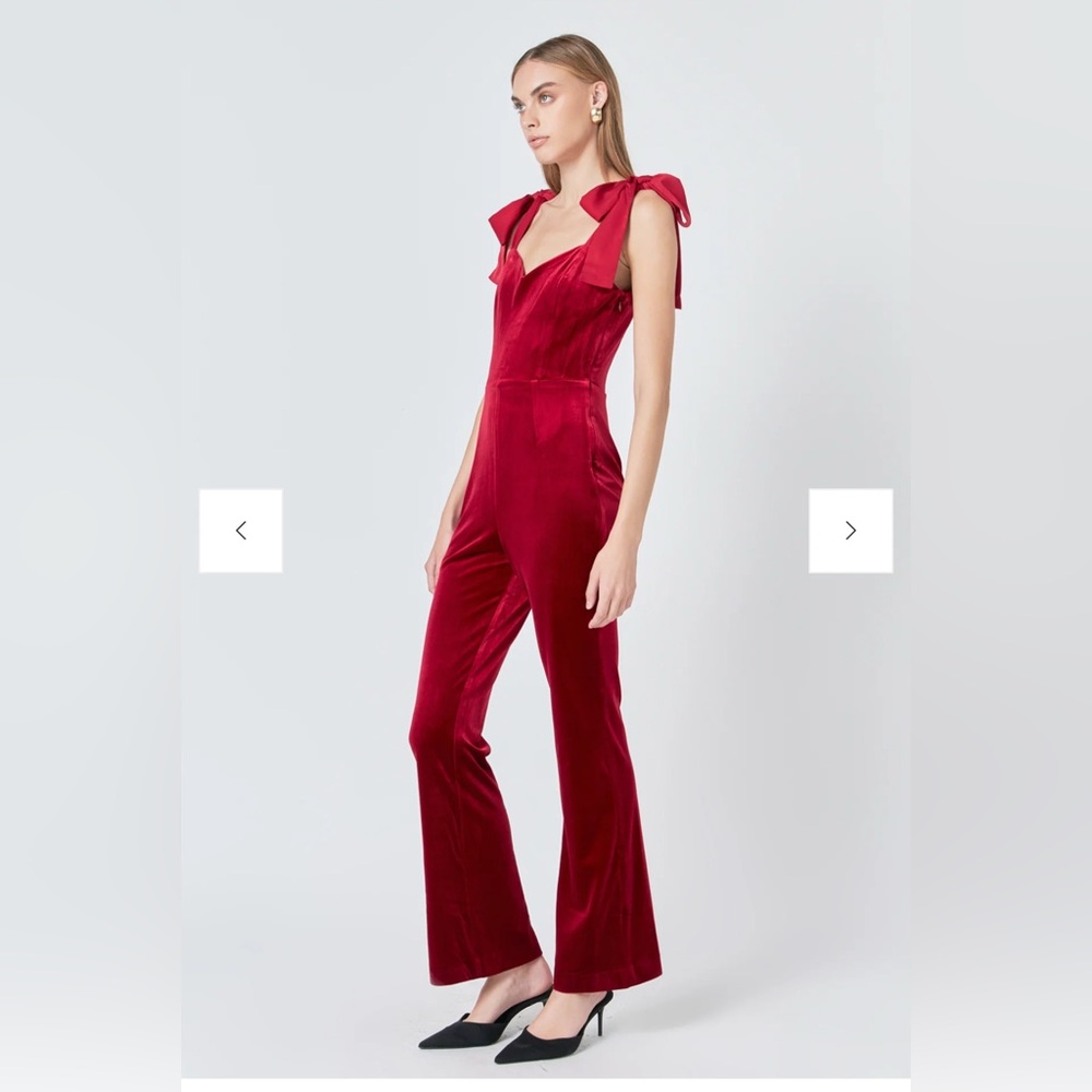 Red Velvet Sweetheart Jumpsuit❤️
